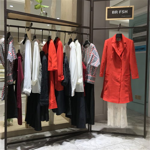 品牌折扣份货背后的暴利逻辑 揭秘零售服装行业的利润密码