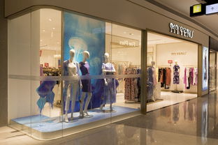 零售服装店的商业照明设计 营造购物氛围与提升销售